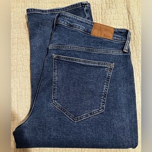Madewell Women’s The Perfect Vintage Straight Jeans Size 14W (gently used)